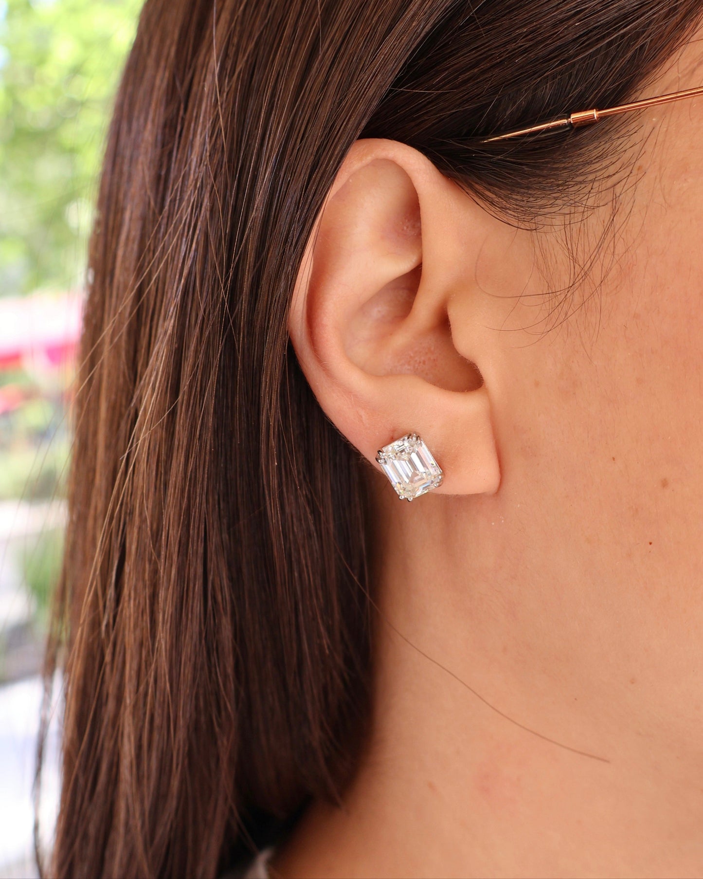 Studs corte esmeralda